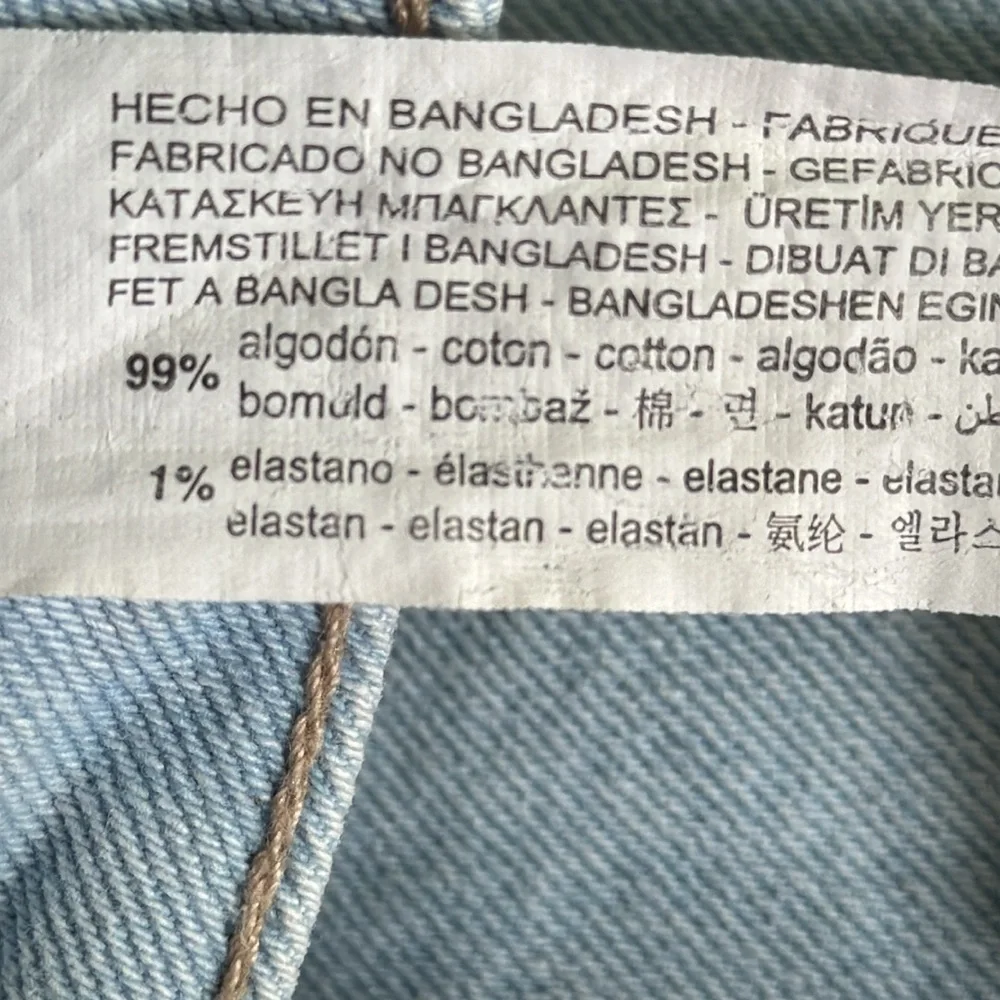 Stradivarius Mom Slim Jeans Size 6